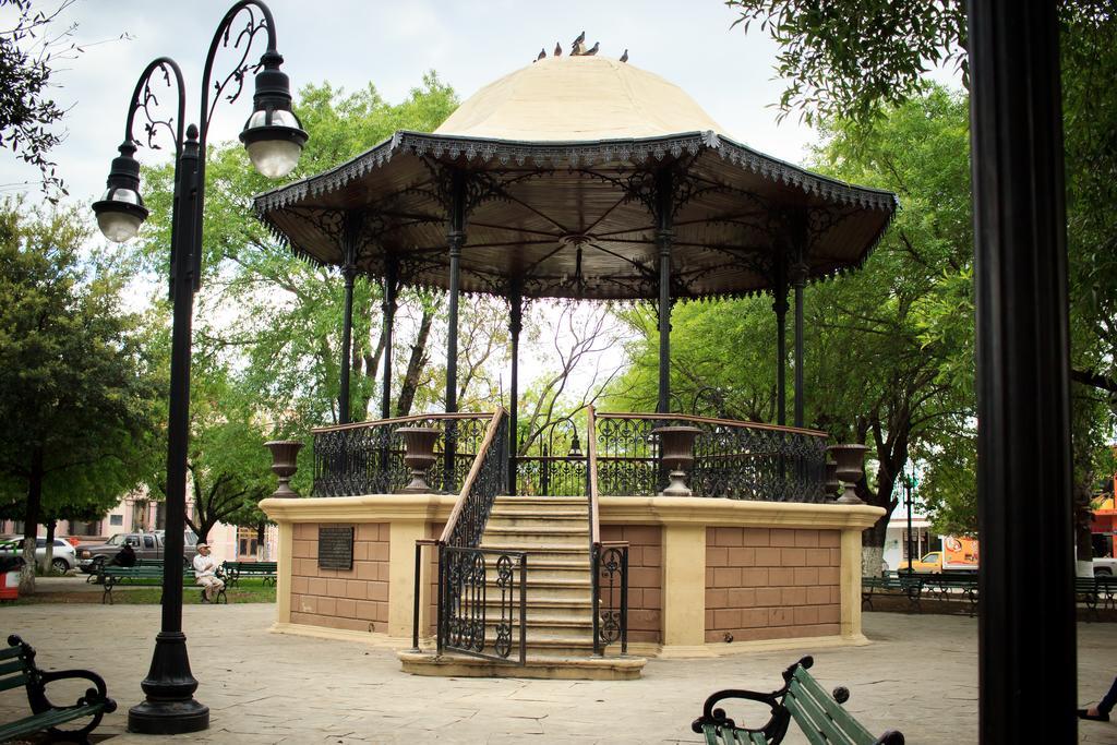 Guidi Hotel Linares Екстериор снимка