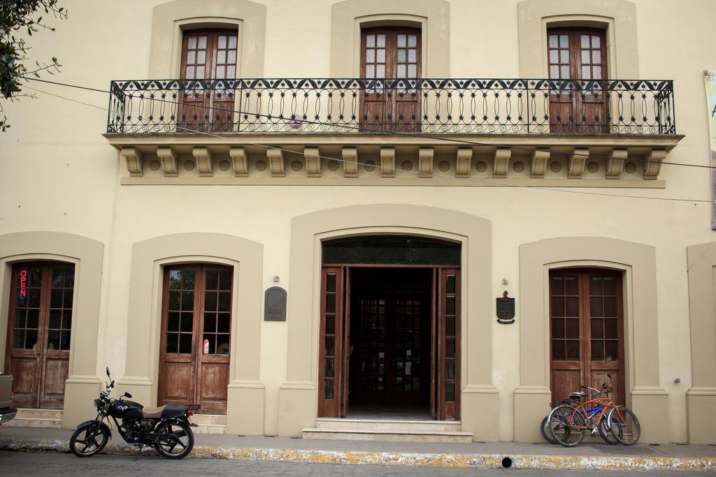 Guidi Hotel Linares Екстериор снимка