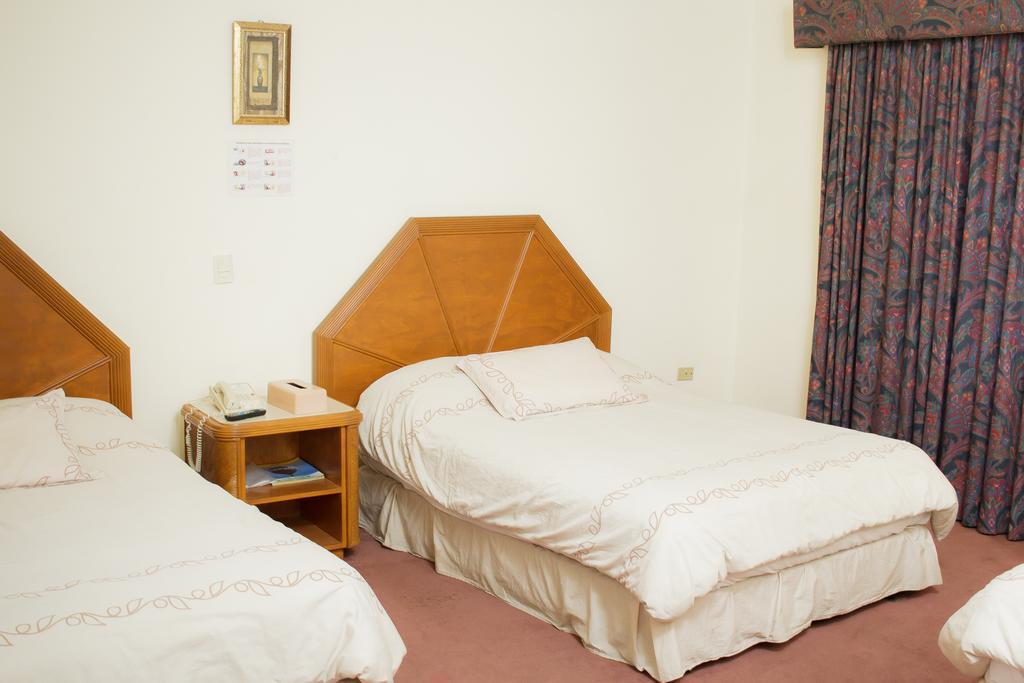 Guidi Hotel Linares Екстериор снимка