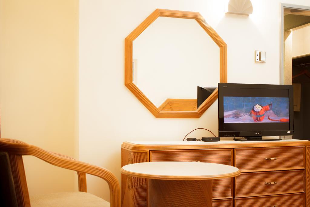 Guidi Hotel Linares Екстериор снимка