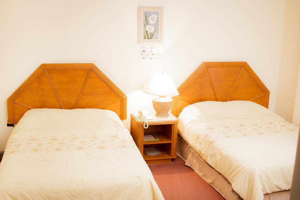Guidi Hotel Linares Екстериор снимка
