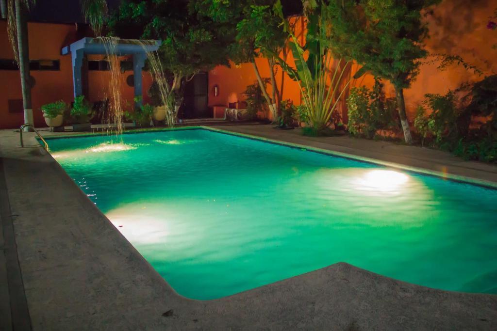Guidi Hotel Linares Екстериор снимка